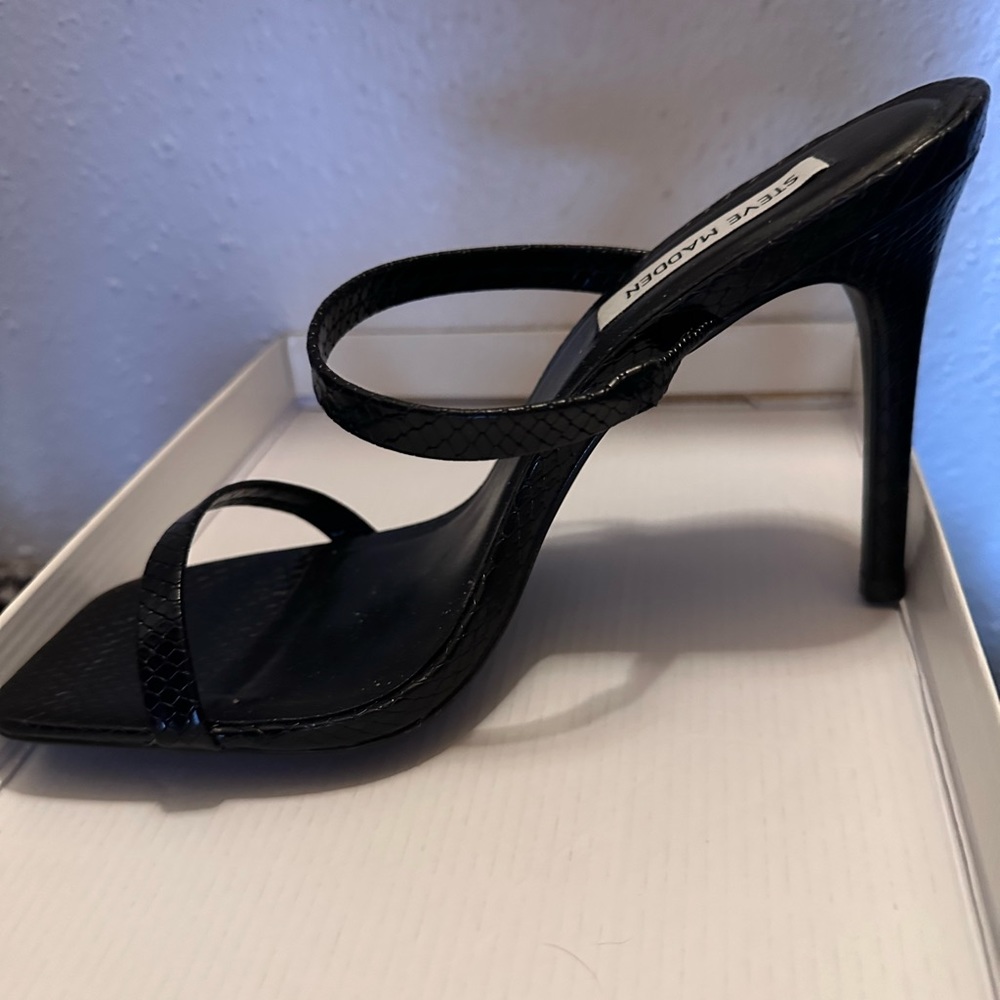 Steve Madden Michele black snake